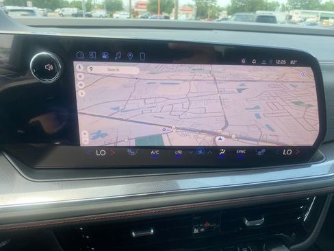 New 2026 Chevrolet Suburban RST w/ Advanced Technology Package AWD/4WD image 20