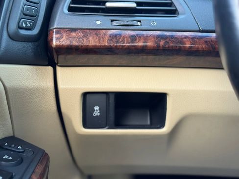 Used 2010 Honda Crosstour EX-L image 29