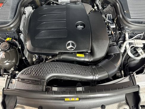 Used 2022 Mercedes-Benz GLC 300 image 27