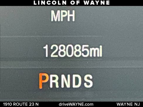Used 2018 Lincoln MKZ Premiere AWD/4WD image 16