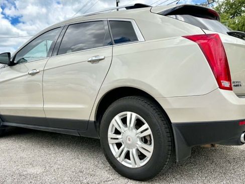 Used 2015 Cadillac SRX Luxury w/ Driver Awareness Package FWD image 7