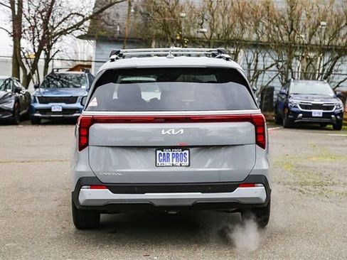 New 2026 Kia Carnival EX FWD image 7