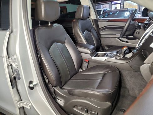 Used 2015 Cadillac SRX Luxury w/ Driver Awareness Package image 19