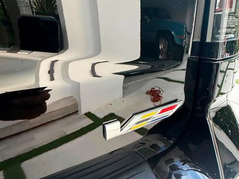Used 2026 Cadillac Escalade V AWD/4WD image 6