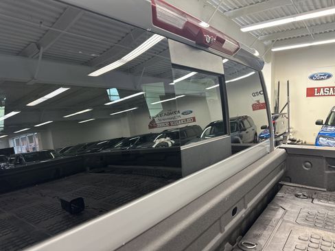 Used 2025 Chevrolet Silverado 2500 ZR2 w/ Technology Package image 6