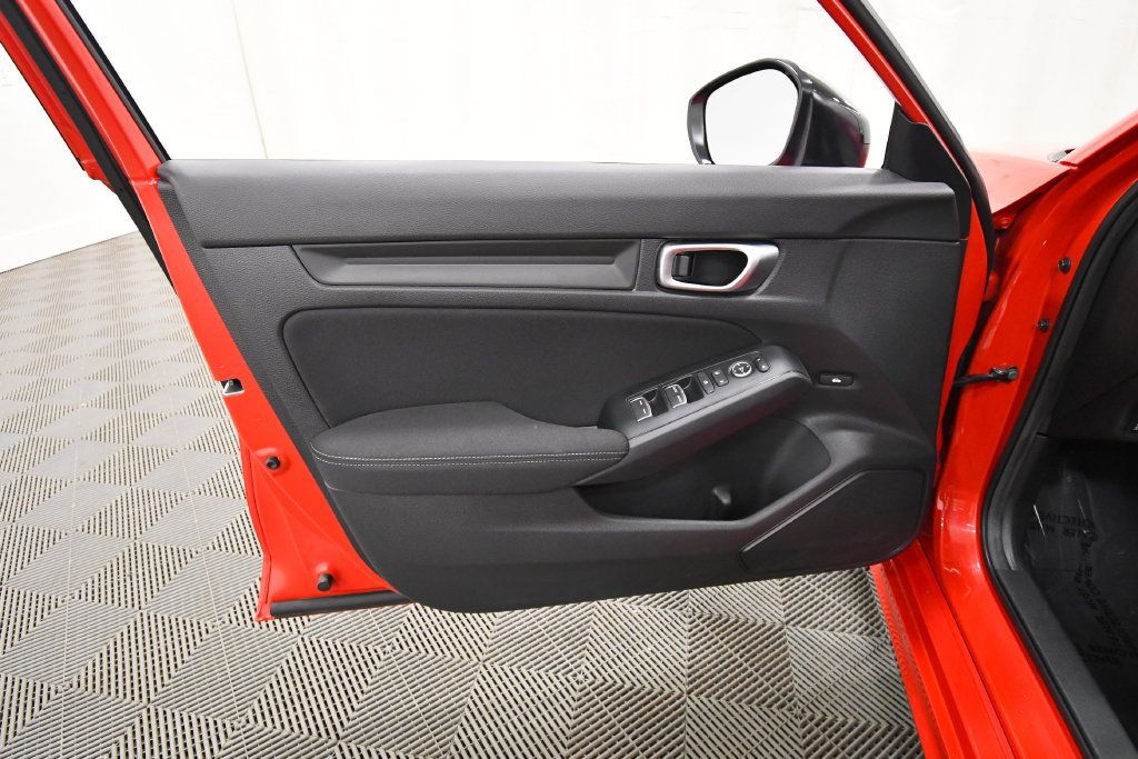 Used 2024 Honda Civic Sport image 13