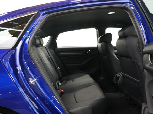 Used 2022 Honda Accord Sport image 12