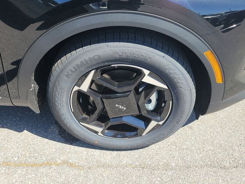 New 2026 Kia Sportage EX image 42