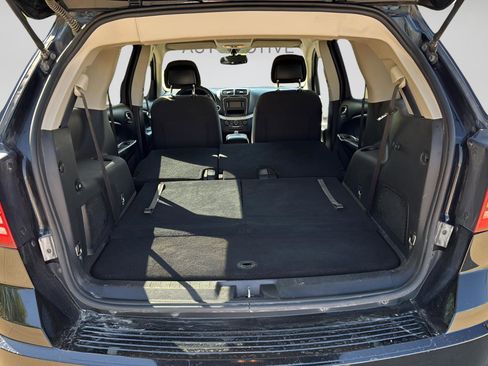 Used 2017 Dodge Journey SE w/ Flexible Seating Group FWD image 23
