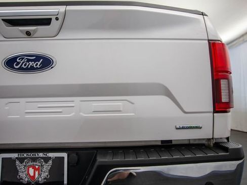 Used 2019 Ford F150 Lariat w/ Equipment Group 502A Luxury image 39