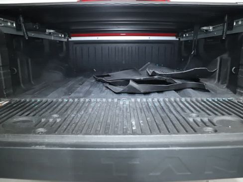 Used 2023 Nissan Titan PRO-4X w/ Pro-4x Convenience Package AWD/4WD image 38