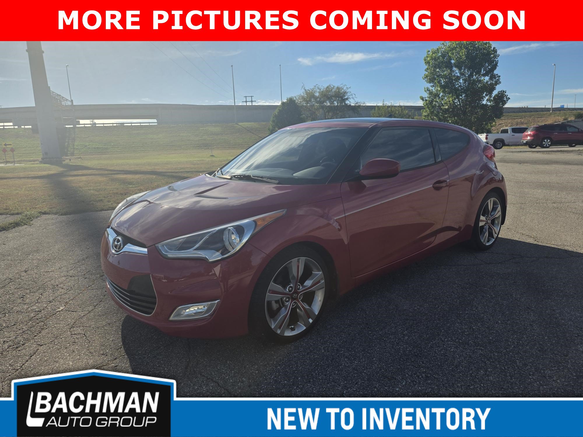 Used 2015 Hyundai Veloster w/ Option Group 03 FWD image 4