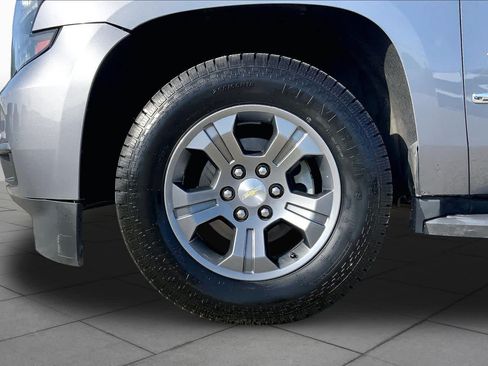 Used 2018 Chevrolet Tahoe LS RWD image 11
