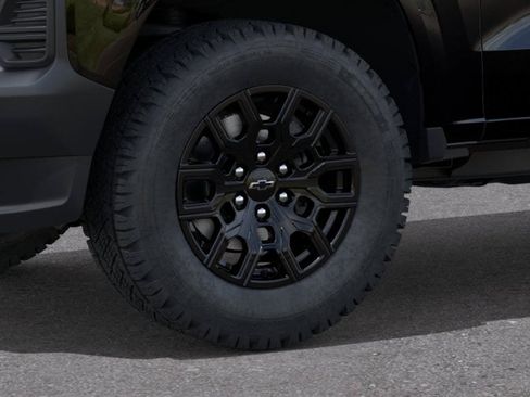 New 2026 Chevrolet Colorado W/T w/ WT Custom Package RWD image 9