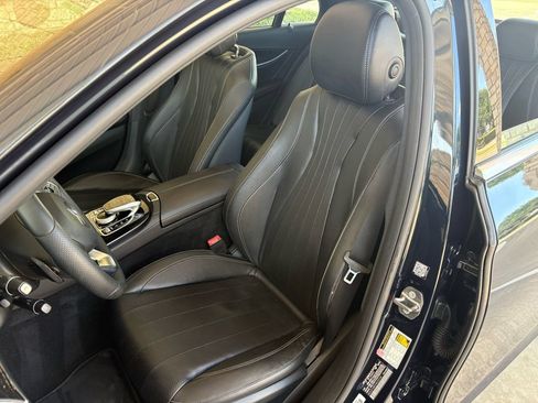 Used 2017 Mercedes-Benz E 300 image 23