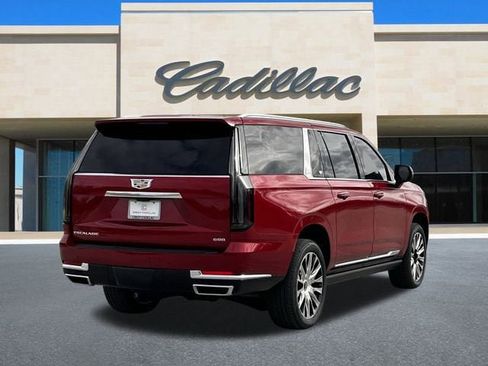 New 2026 Cadillac Escalade ESV Platinum Luxury w/ LPO, Floor Liner Package image 3