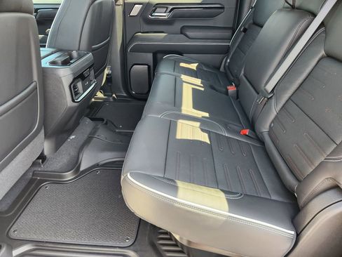 New 2026 GMC Sierra 1500 AT4X image 34