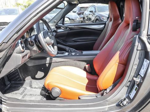 Used 2023 MAZDA MX-5 Miata Grand Touring RWD image 6