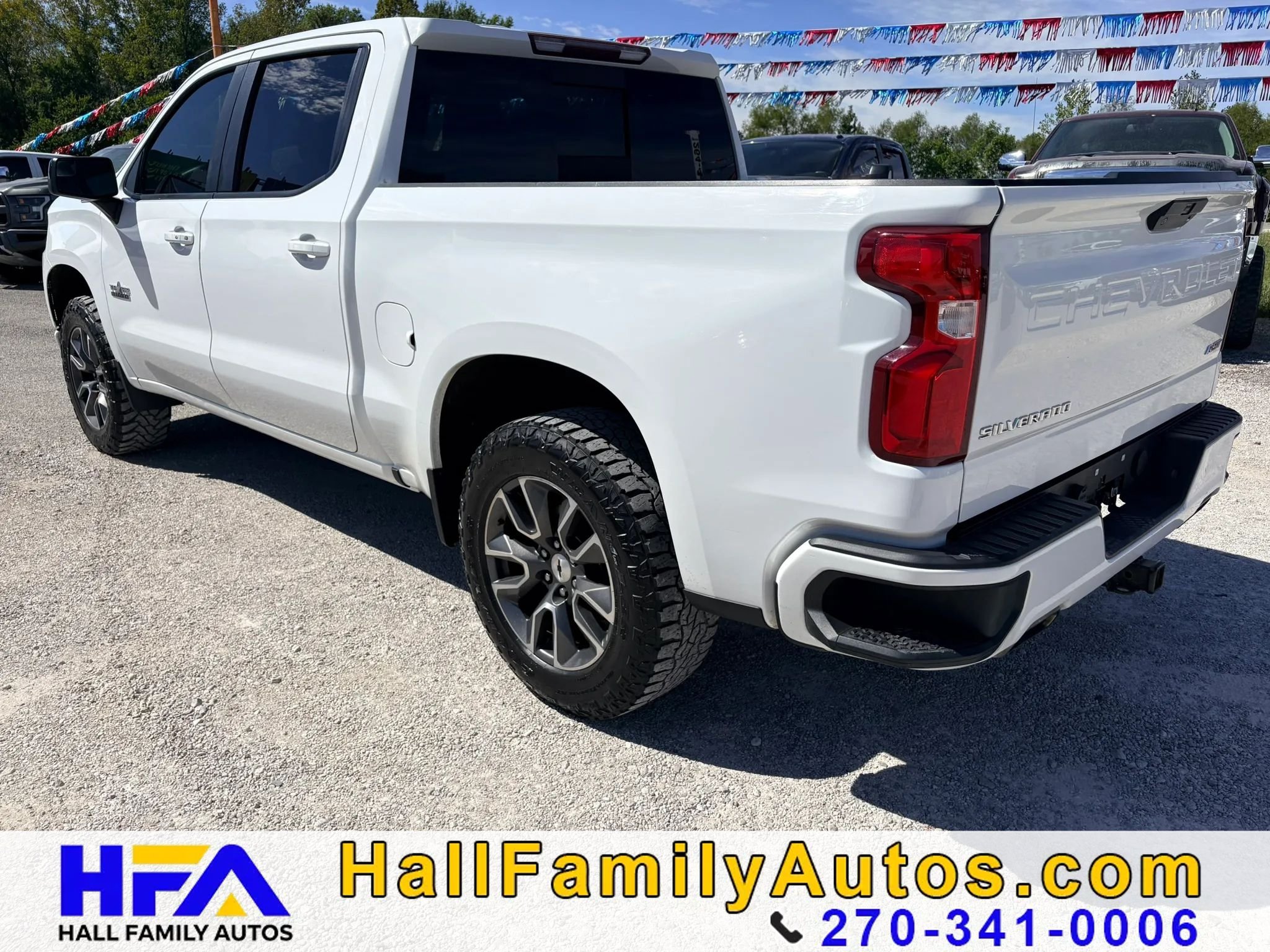 Used 2020 Chevrolet Silverado 1500 RST w/ Texas Edition AWD/4WD image 3