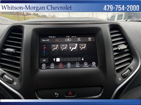 Used 2020 Jeep Cherokee Latitude Plus image 22