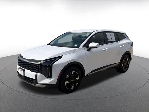 Used 2026 Kia Sportage LX FWD image 7