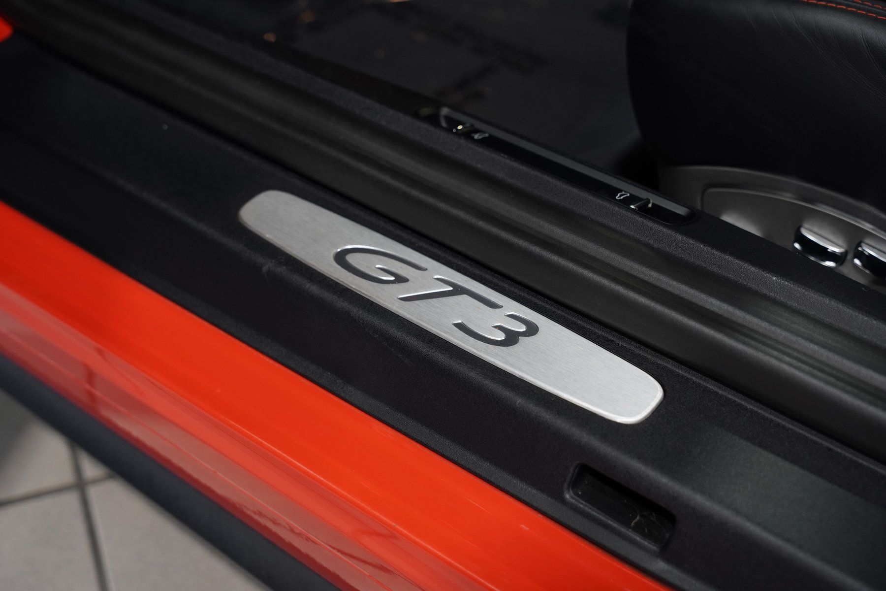 Used 2018 Porsche 911 GT3 RWD image 38