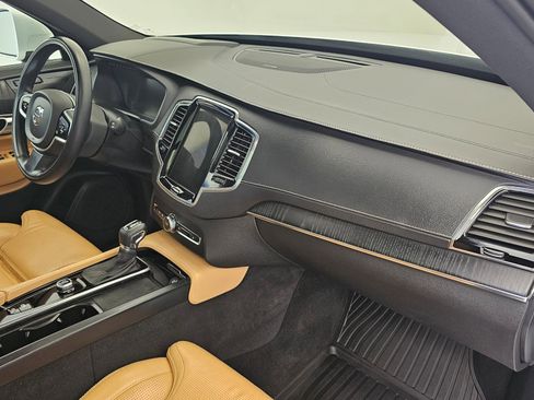 Certified 2022 Volvo XC90 T6 Inscription w/ Advanced Package image 11