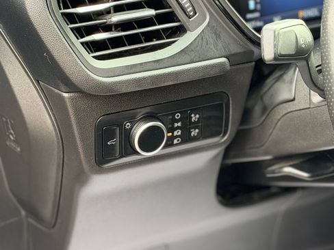 Used 2024 Ford Escape ST-Line image 13