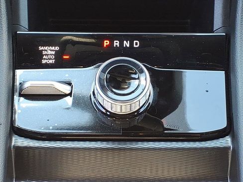 New 2025 Jeep Grand Cherokee Limited w/ MOPAR Finishing Package image 10