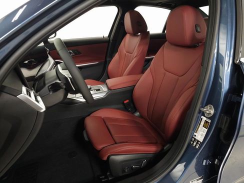 Used 2026 BMW 330i xDrive Sedan w/ Premium Package image 11