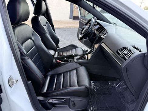 Used 2020 Volkswagen GTI SE FWD image 12