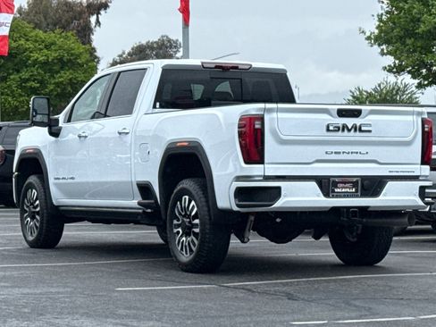 New 2026 GMC Sierra 2500 Denali Ultimate image 7