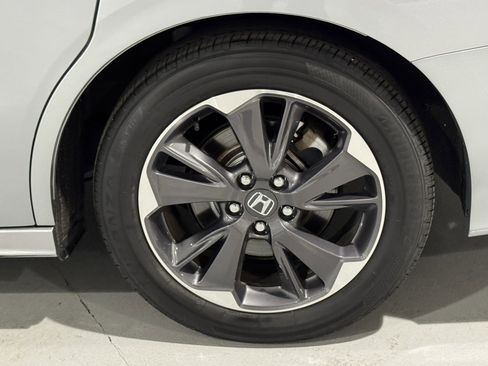 Used 2023 Honda Odyssey Elite image 44