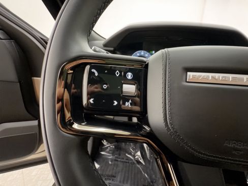 Certified 2026 Land Rover Range Rover Velar S AWD/4WD image 18