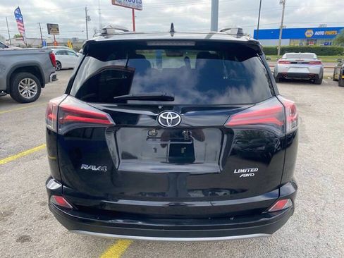 Used 2018 Toyota RAV4 Limited image 8