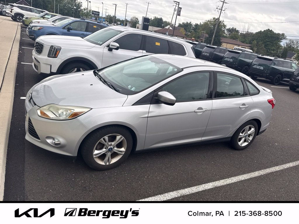 Used 2012 Ford Focus SE FWD image 5