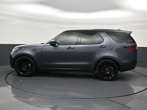 Used 2024 Land Rover Discovery S AWD/4WD image 2