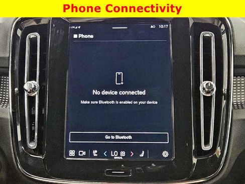 Used 2021 Volvo XC40 P8 Recharge image 20