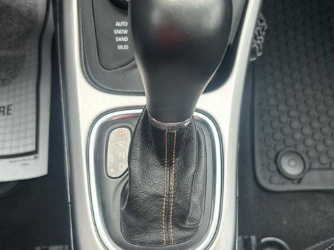 Used 2017 Jeep Compass Latitude w/ Popular Equipment Group AWD/4WD image 20