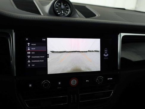 New 2026 Porsche Macan AWD/4WD image 34