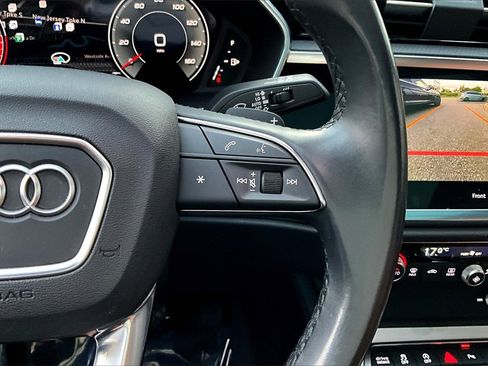 Used 2024 Audi Q3 2.0T Premium Plus image 12