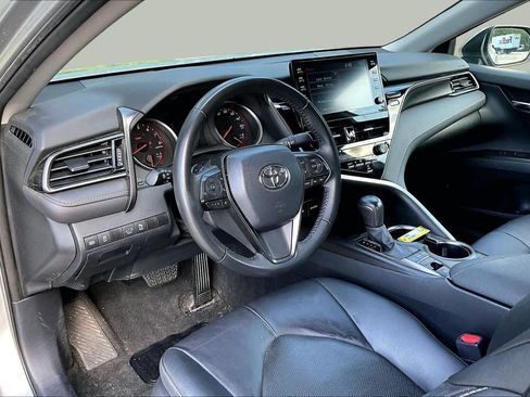 Used 2024 Toyota Camry XSE FWD image 18