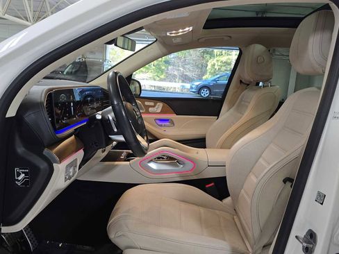 Used 2021 Mercedes-Benz GLS 580 4MATIC image 20