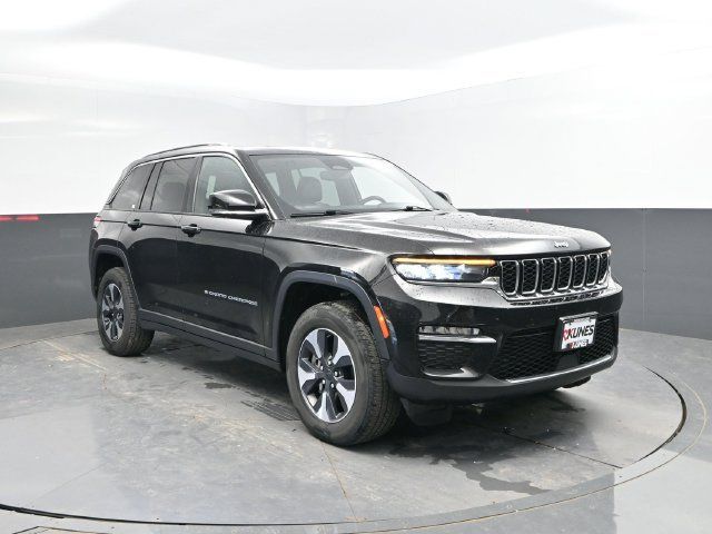 Used 2024 Jeep Grand Cherokee Limited 4xe AWD/4WD image 4