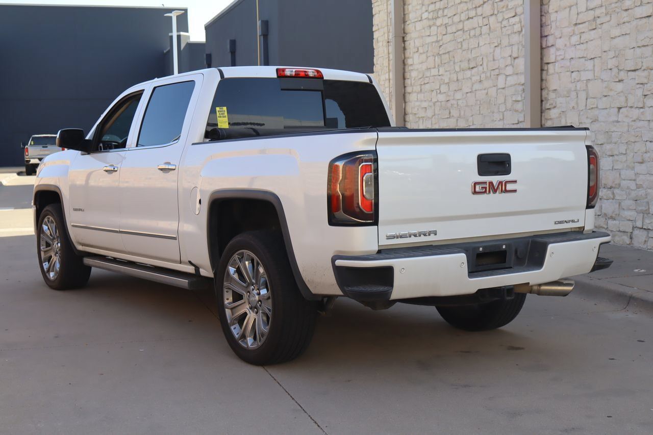 Used 2018 GMC Sierra 1500 Denali w/ Denali Ultimate Package AWD/4WD image 3