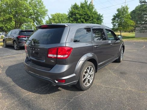 Used 2015 Dodge Journey R/T w/ Flexible Seating Group FWD image 7