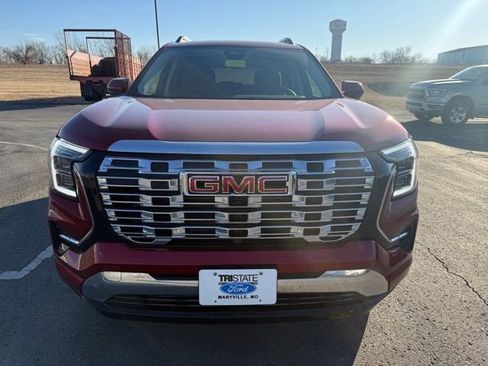 Used 2026 GMC Terrain Denali image 2