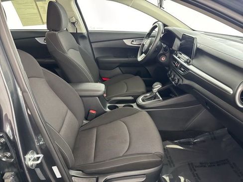 Certified 2024 Kia Forte LXS image 22