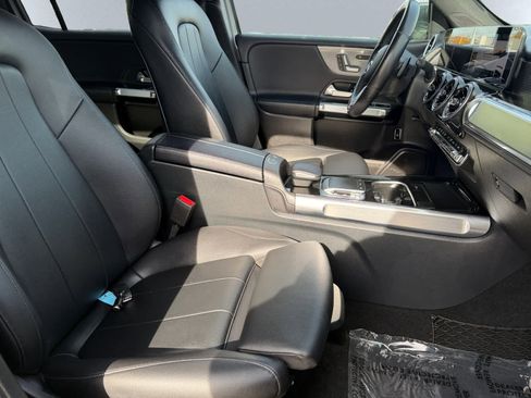Used 2020 Mercedes-Benz GLB 250 4MATIC image 20