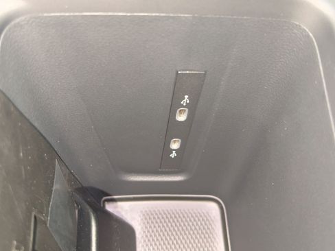 New 2026 Volkswagen Tiguan SE R-Line image 31